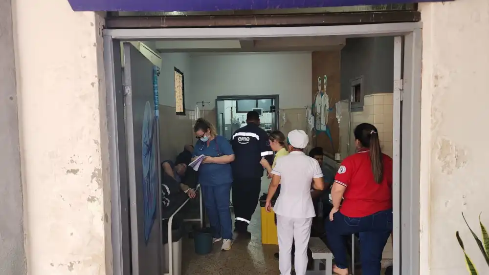 Intoxicación masiva de empleados tras ingerir alimento a base de pollo en Concepción