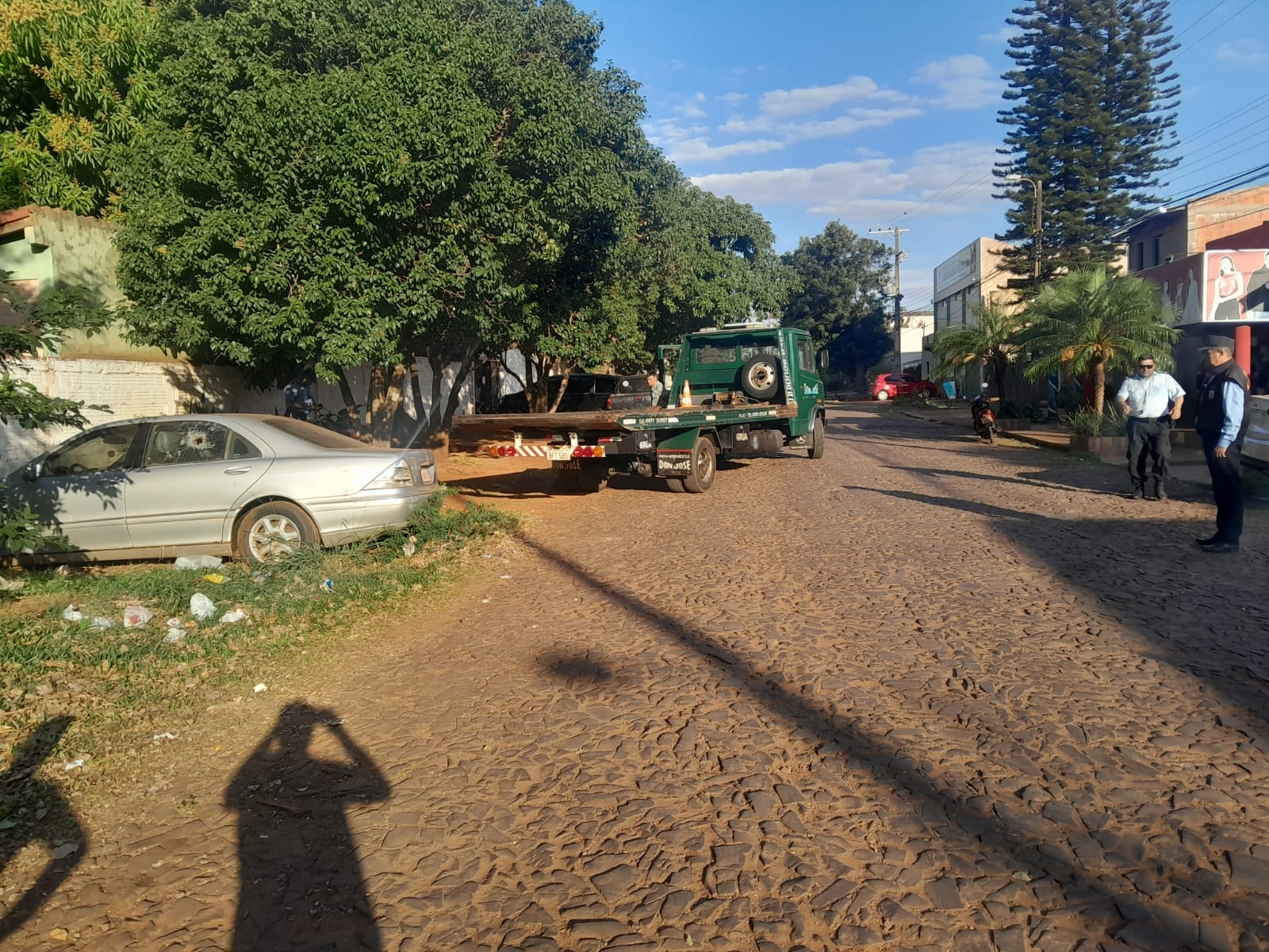 Vehículos abandonados en las calles de PJC son retirados por la Municipalidad
